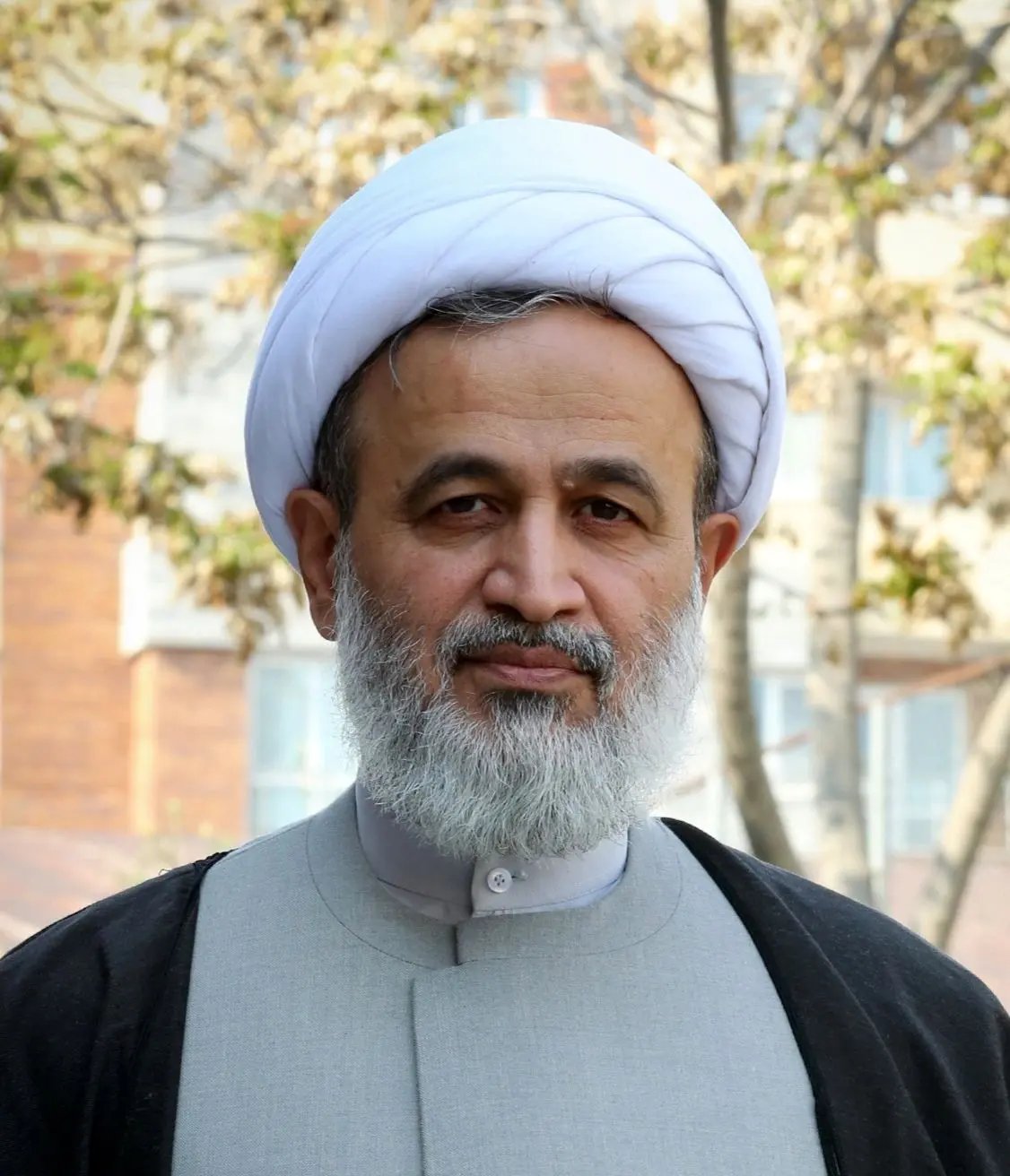 پناهیان: مسئولان نباید با زبان دیپلماسی منفعلانه سخن بگویند و باید با اقتدار صحبت کنند