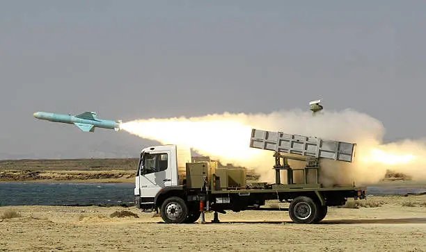 سپاه پاسداران: متجاوز امروز تنبیه می‌شود؛ تنگه هرمز تا رفع تهدیدات آمریکا بازگشایی نخواهد شد