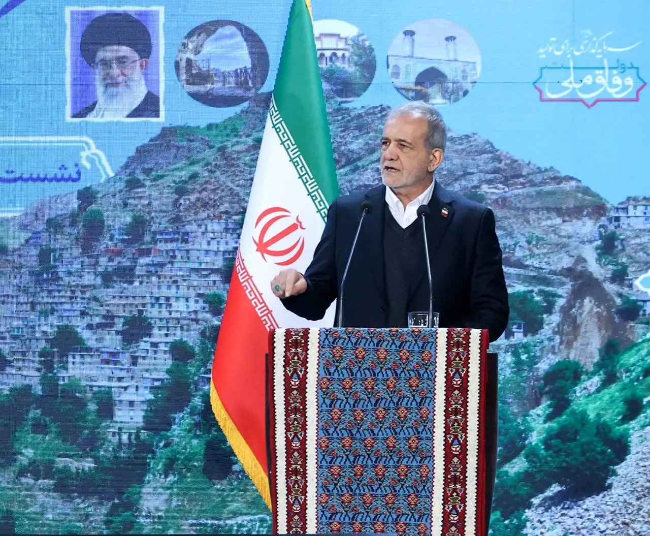 انتقاد شدید روزنامه جمهوری اسلامی از شایعه‌سازان استعفای پزشکیان