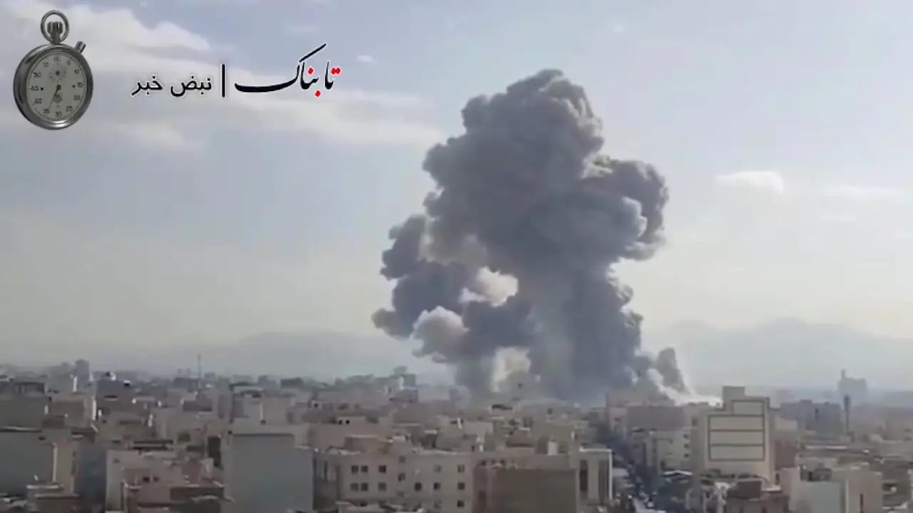 جزئیات بمباران بیت رهبری در 9 اسفند 1404 و خسارات ده‌ها میلیارد دلاری آمریکا