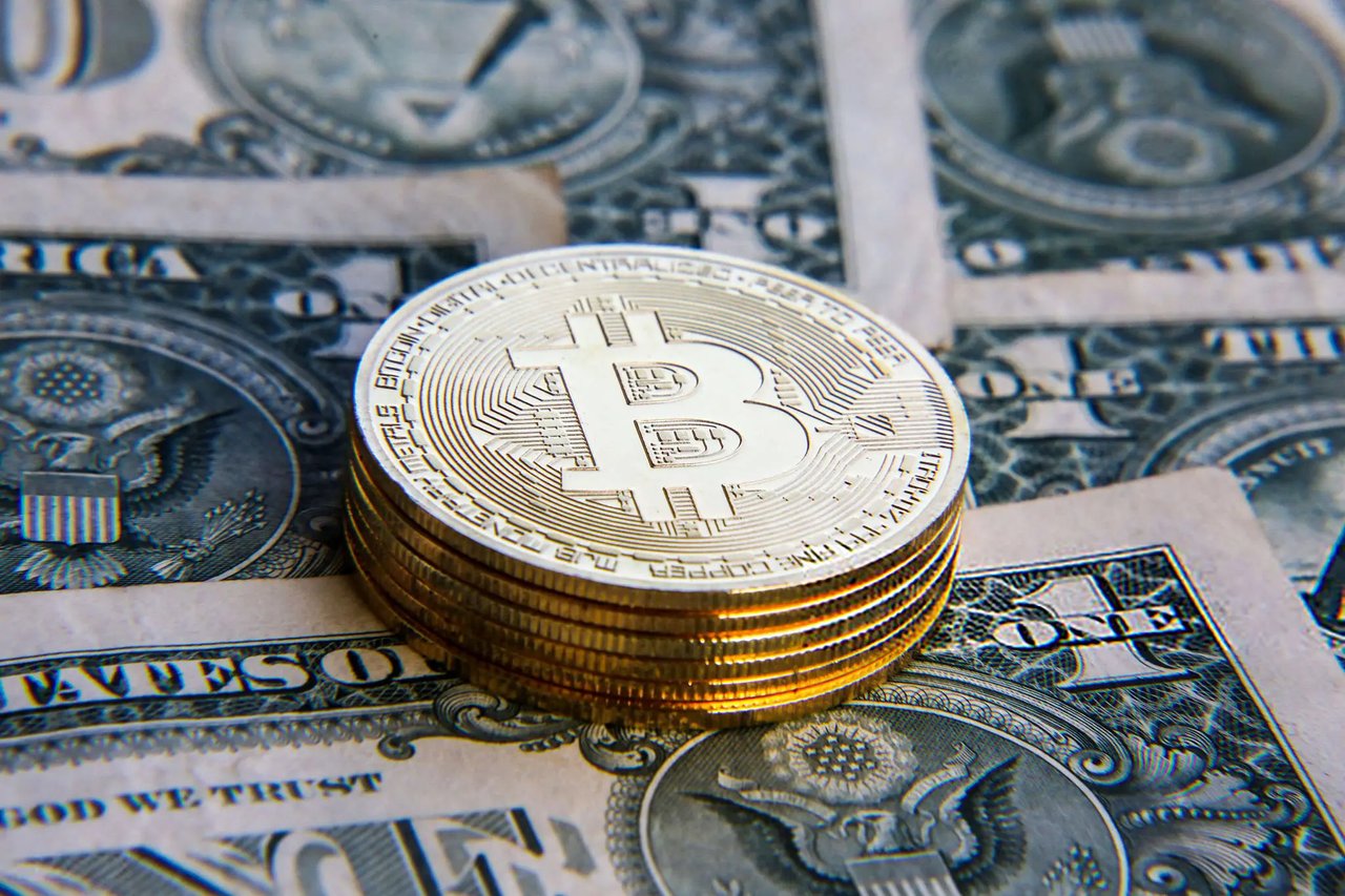 خرید زمین با پول مشتری؛ صرافی رمزارز از ماهیت اصلی خود خارج می‌شود