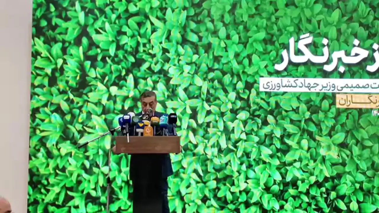 معاون اجرایی رئیس جمهور: دولت از رسانه‌ها انتظار تأیید مداوم ندارد