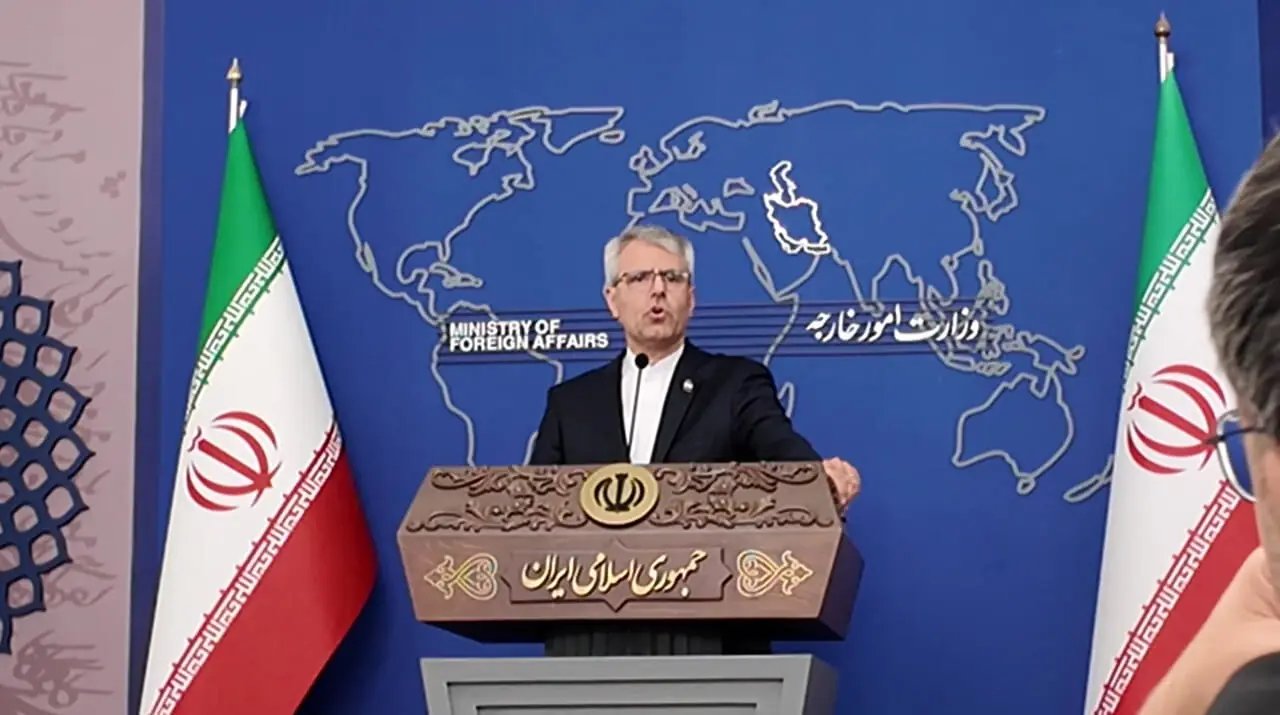 عدم مذاکره مستقیم با آمریکا؛ رایزنی‌ها با میانجی و تمرکز بر تعیین تکلیف تردد کشتی‌ها در تنگه هرمز با عمان