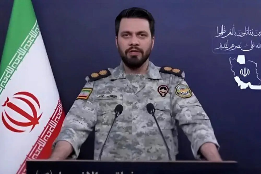 قرارگاه مرکزی خاتم‌الانبیا: تردد امن کشتی‌ها در تنگه هرمز بدون نظارت ایران ممکن نیست