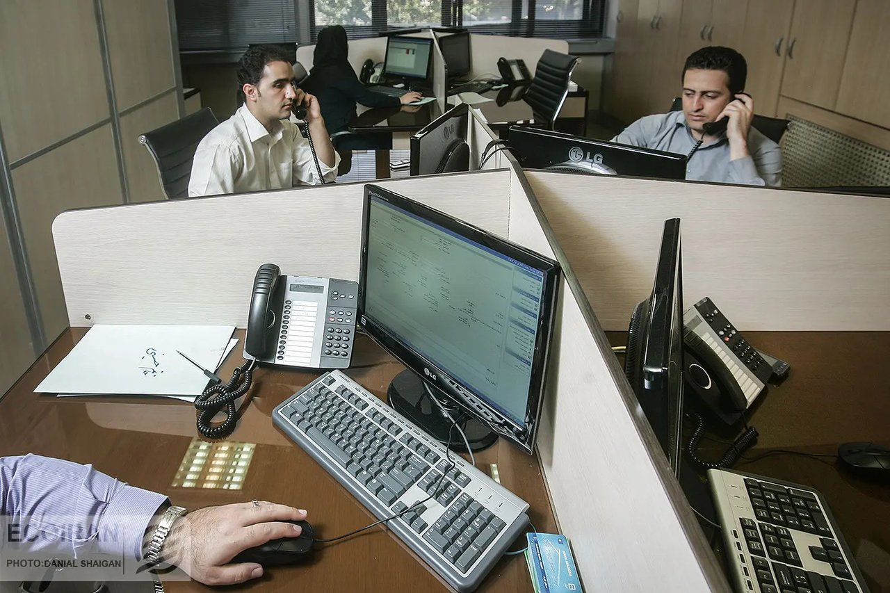 افزایش سهم زنان در اشتغال بخش عمومی با بالا رفتن سن