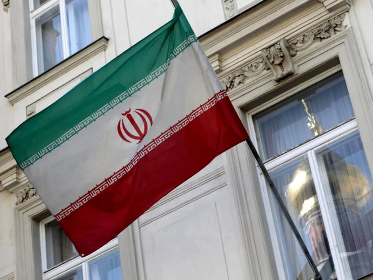 تنگه هرمز؛ سلاح اقتصادی ایران قدرتمندتر از بمب اتم