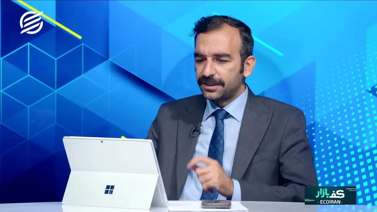 عملکرد بازار ارز و بورس در دولت چهاردهم؛ رشد ۲۴۶ درصدی دلار در دوره پزشکیان