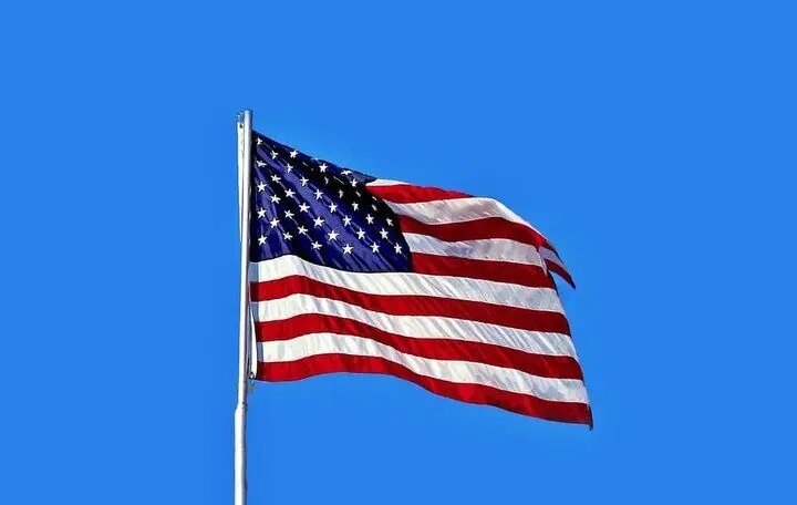 استعفای وزیر ارتش آمریکا پس از ماه‌ها اختلاف