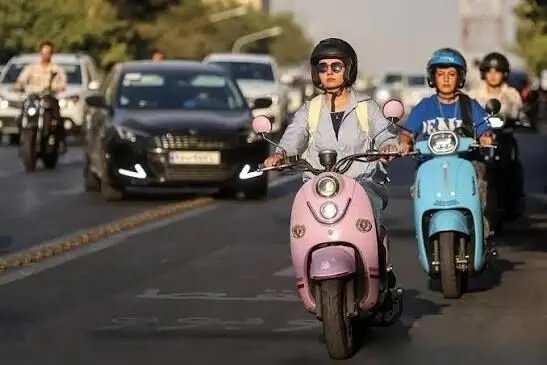 توضیح شورای نگهبان درباره گواهینامه موتورسیکلت بانوان