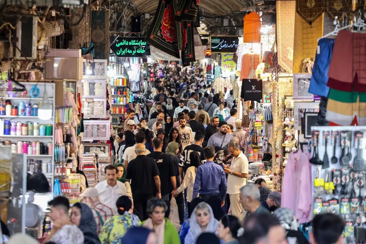 اقتصاد ایران در دوراهی جنگ و اصلاحات؛ دو سناریوی پیش‌رو