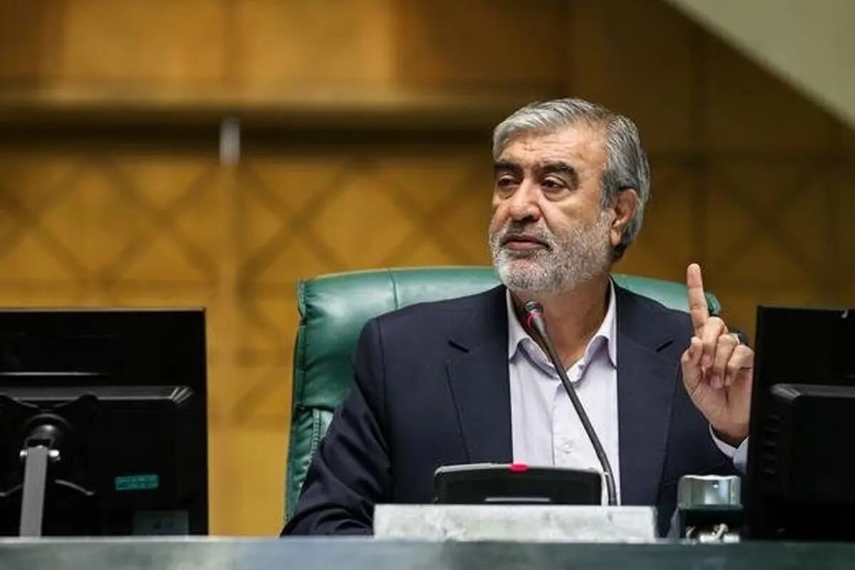 عزیزی: آمریکا به دنبال براندازی و تسلیم بود؛ چه شد؟