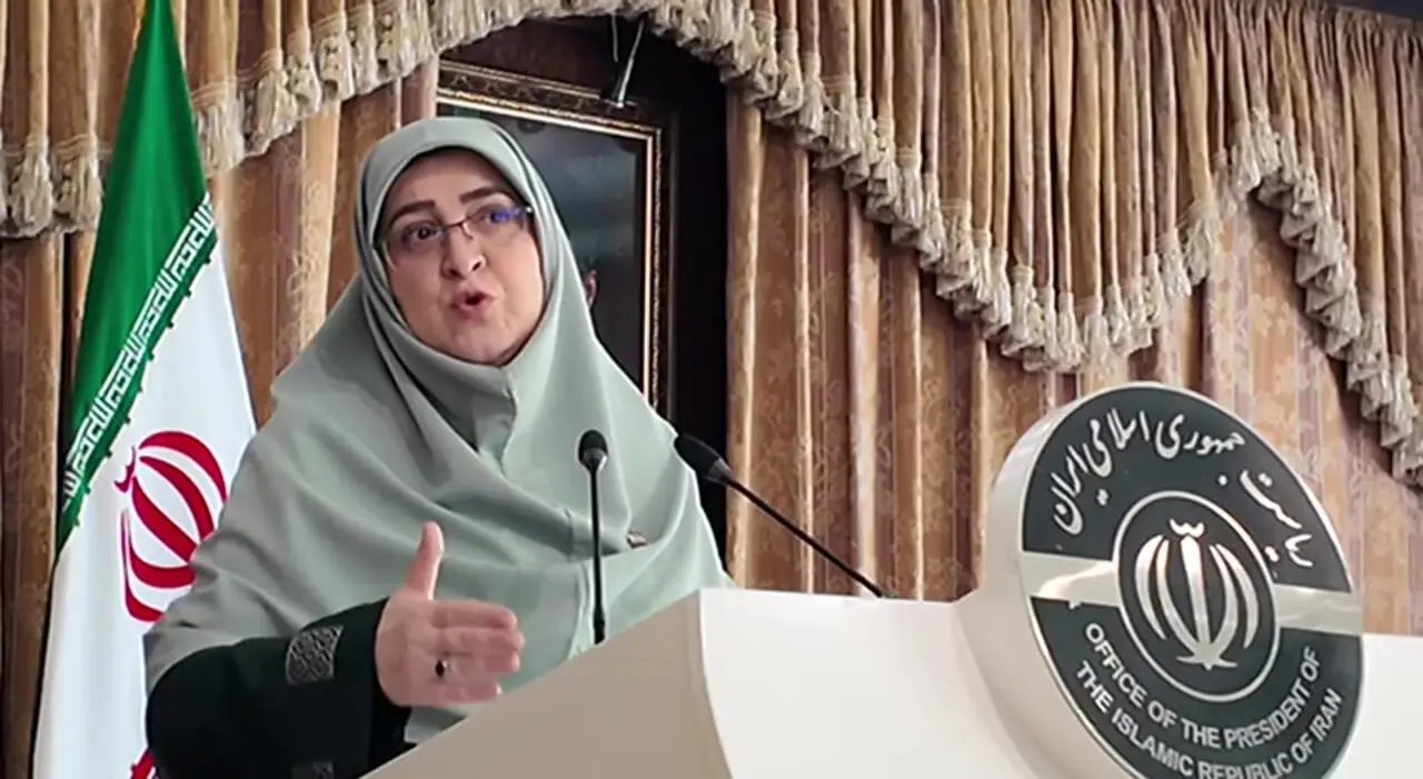 درآمد حاصل از افزایش قیمت بنزین صرف معیشت می‌شود؛ چالش واردات ۷ میلیارد دلاری بنزین