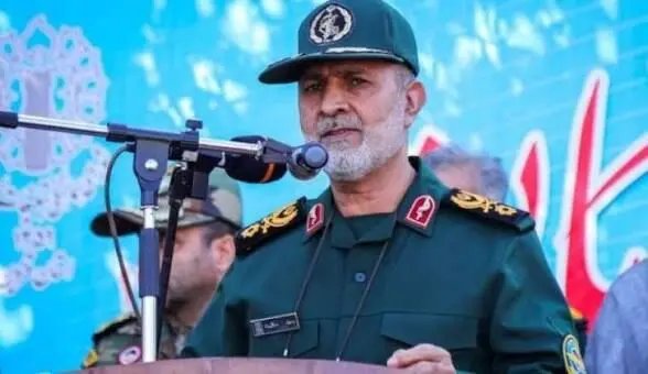 هشدار ایران به آمریکا: رزم‌ناوهای آمریکایی قابل هدف‌گیری هستند؛ محاصره دریایی با اقدام نظامی پایان می‌یابد