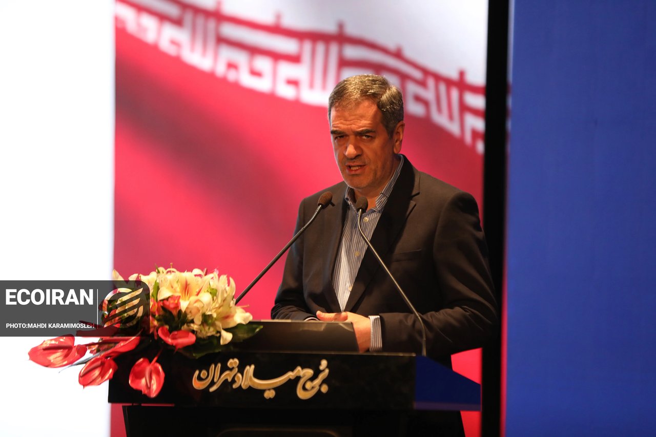 وزیر اقتصاد: صندوقهای ارزی برای بازگرداندن پساندازهای خارجشده از چرخه اقتصاد راهاندازی شدند