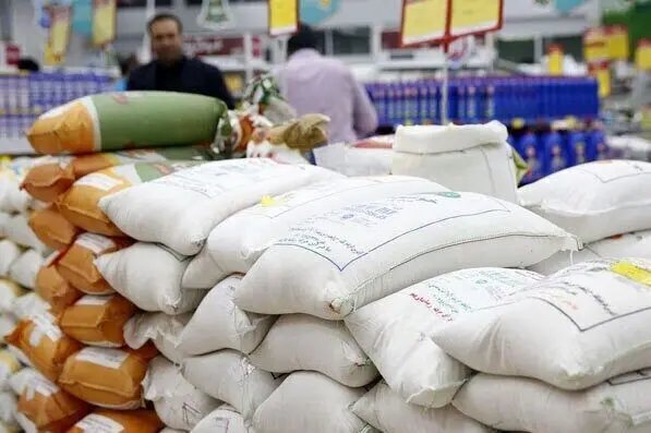 عرضه ۱۲ قلم کالای اساسی با قیمت ثابت در تهران تا پایان سال