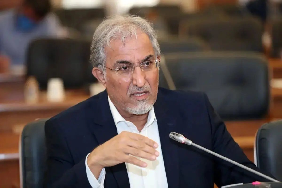 راغفر: عملکرد مسئولان داخلی بیش از تحریمها به اقتصاد ایران آسیب رسانده است