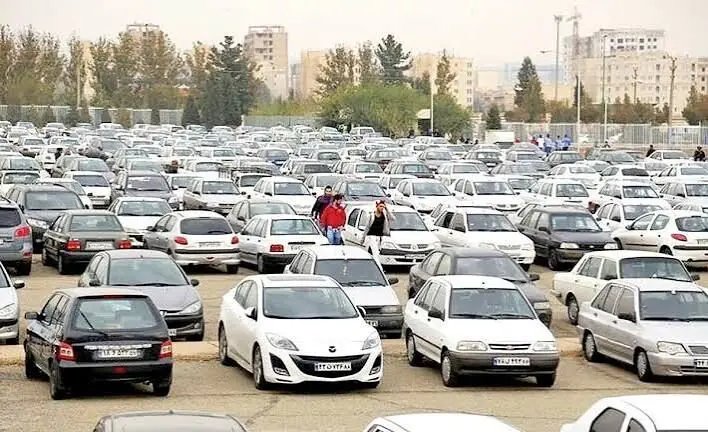 توقف شمارهگذاری خودروهای ایرانیان خارجنشین؛ جزئیات بخشنامه جدید گمرک