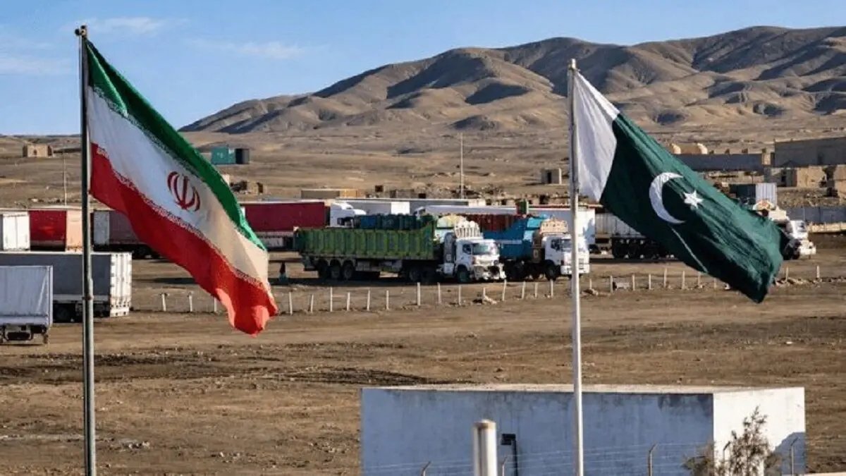 توقف ۳۰۰۰ کامیون در مرز ریمدان؛ چالشهای تجارت ۱۰ میلیارد دلاری ایران و پاکستان