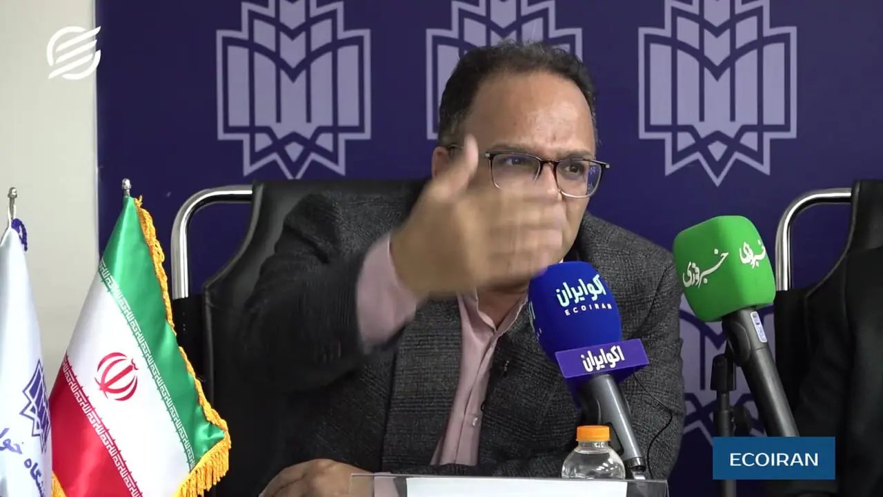 هشدار قهرمانپور: تحریمها میتوانند به تسخیر دولت توسط گروههای ذینفع منجر شوند